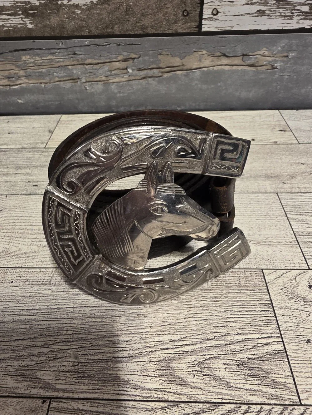 Western Horse Head Horseshoe Belt Buckle - Silver Tone